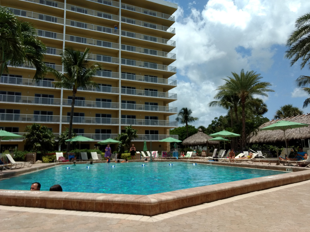 The Charter Club of Marco Beach主图