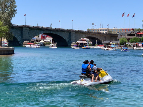 Arizona Watersports-哈瓦苏湖城必去景点