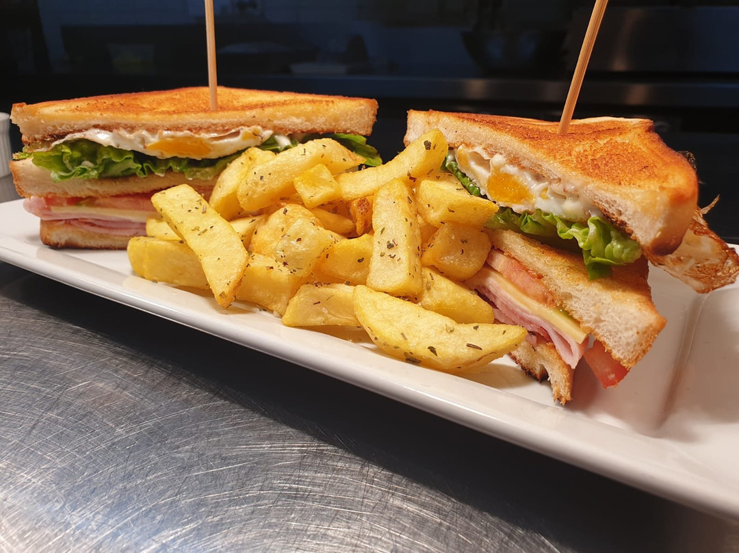 马德拉汽车小屋酒店主图