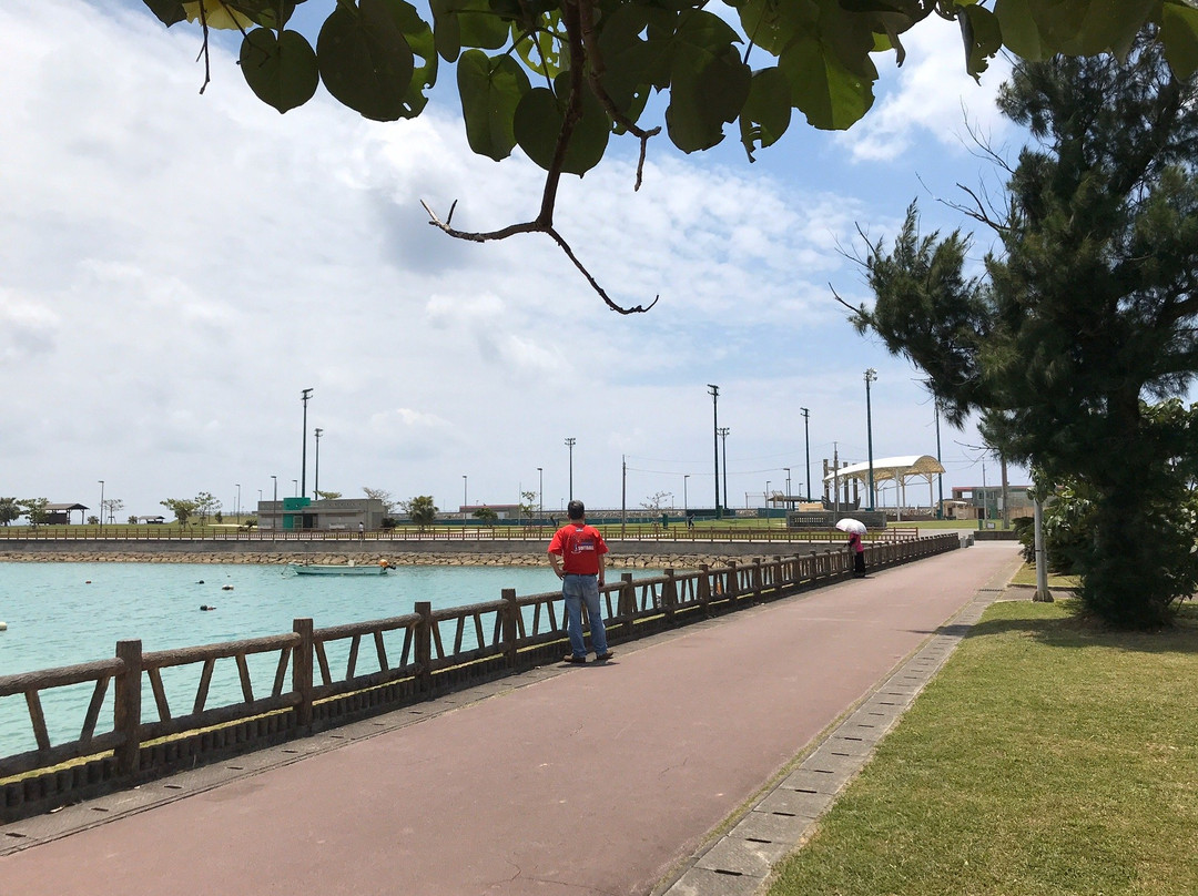 Kadena Kaneku Seaside Park Water Garden景点图片