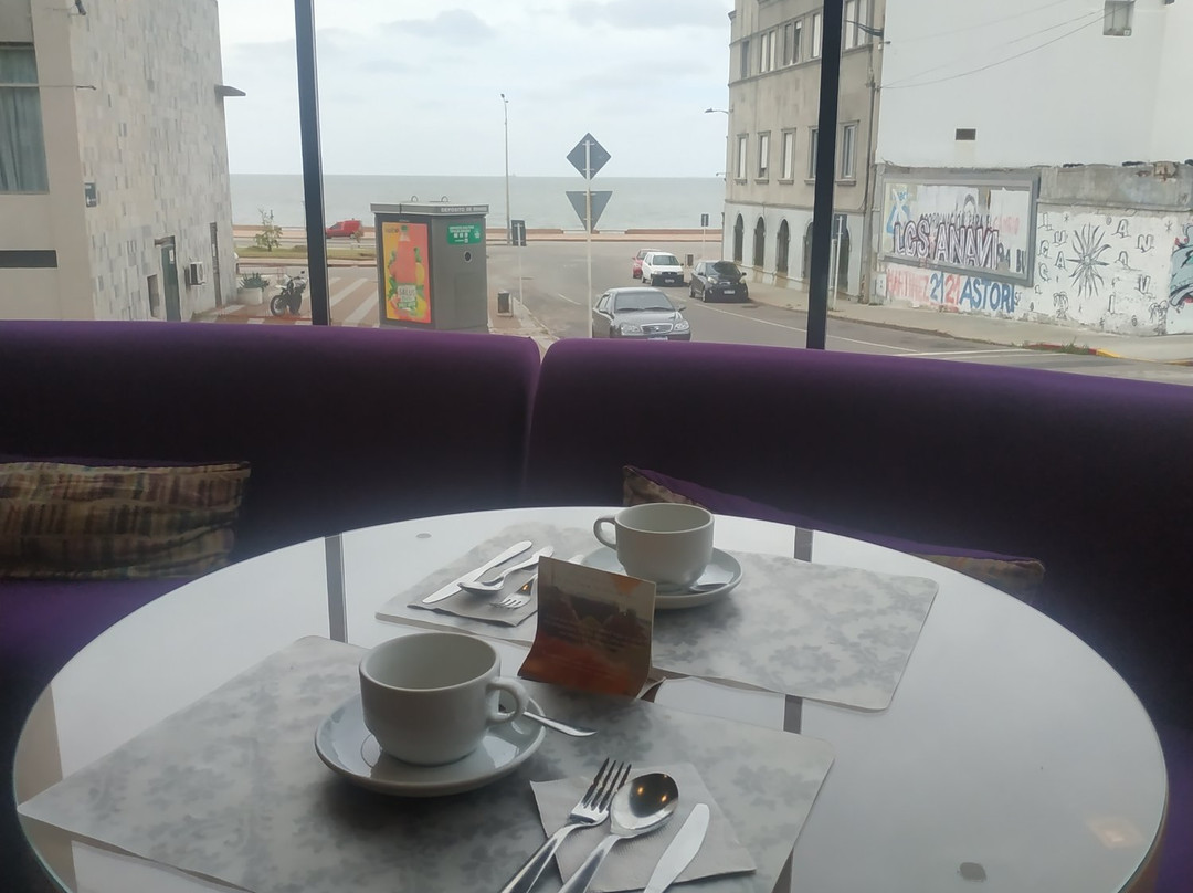 AXSUR Design Hotel主图