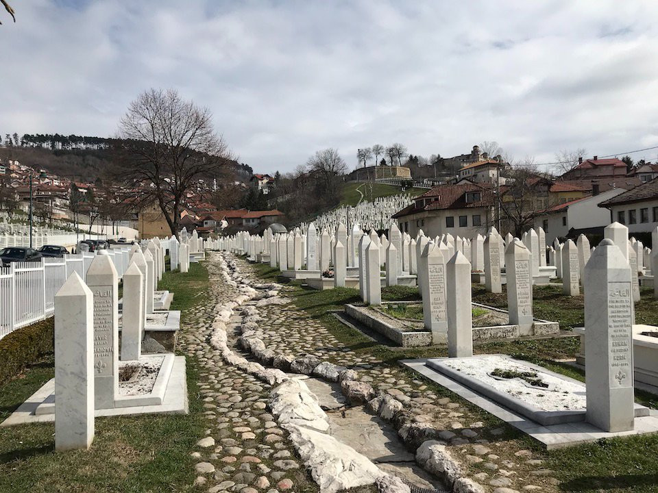 Alifakovac Cemetery-萨拉热窝必去景点