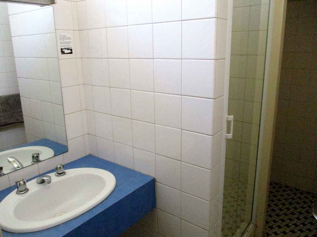 榆树汽车旅馆主图