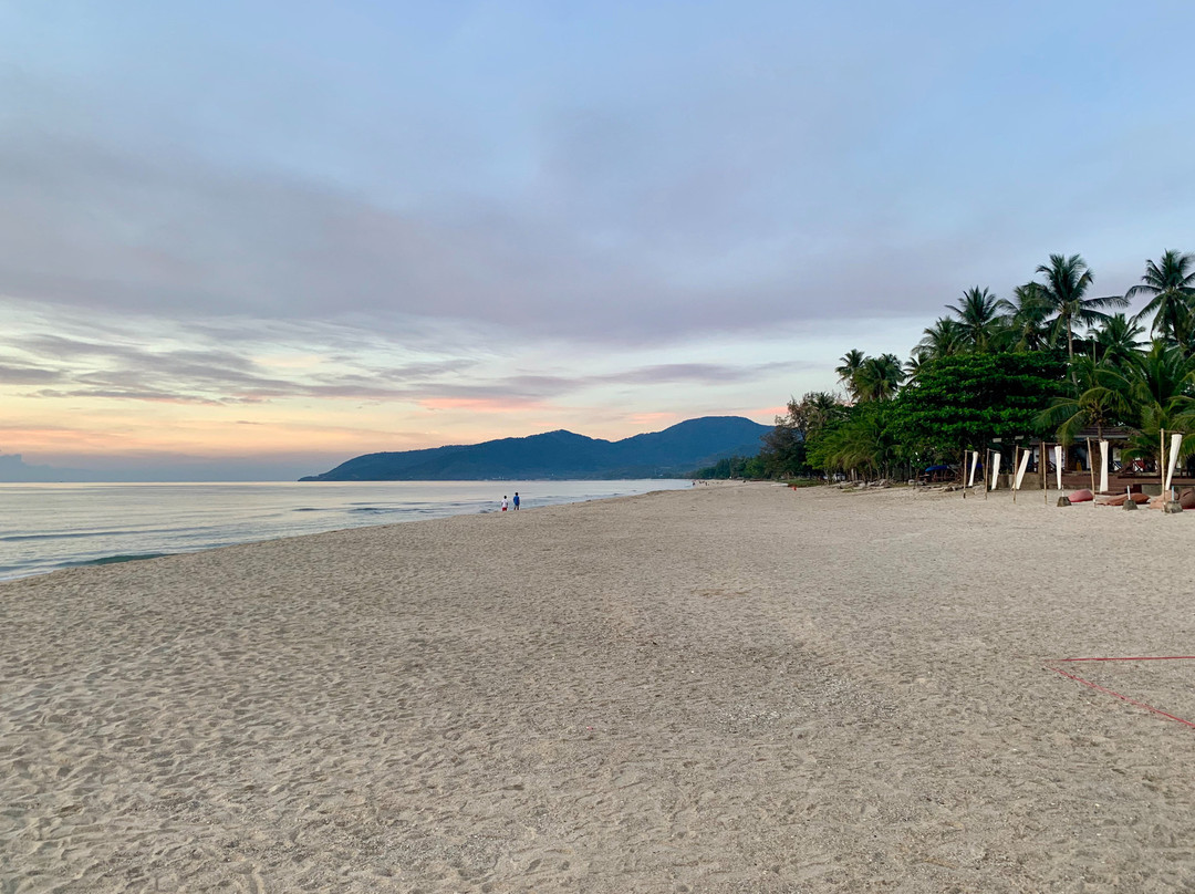 Alongkot Beach Resort主图