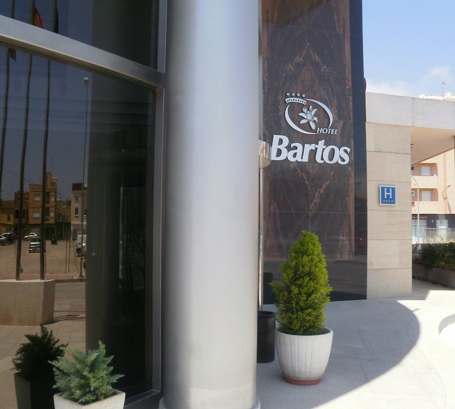 巴托斯酒店主图