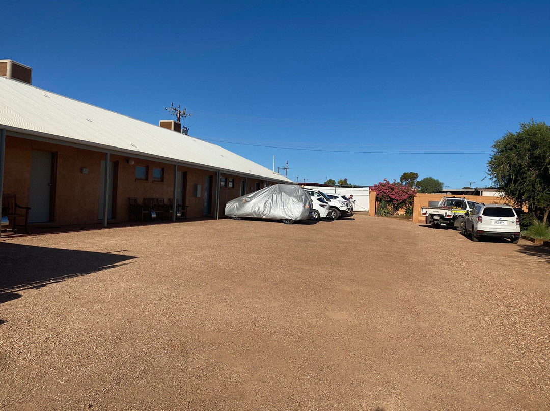 土屋汽车旅馆主图