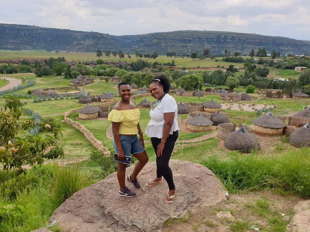 Thaba Bosiu Cultural Village主图