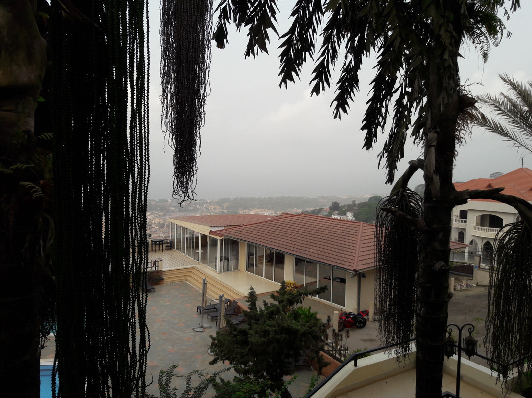 The Country Lodge Hotel主图