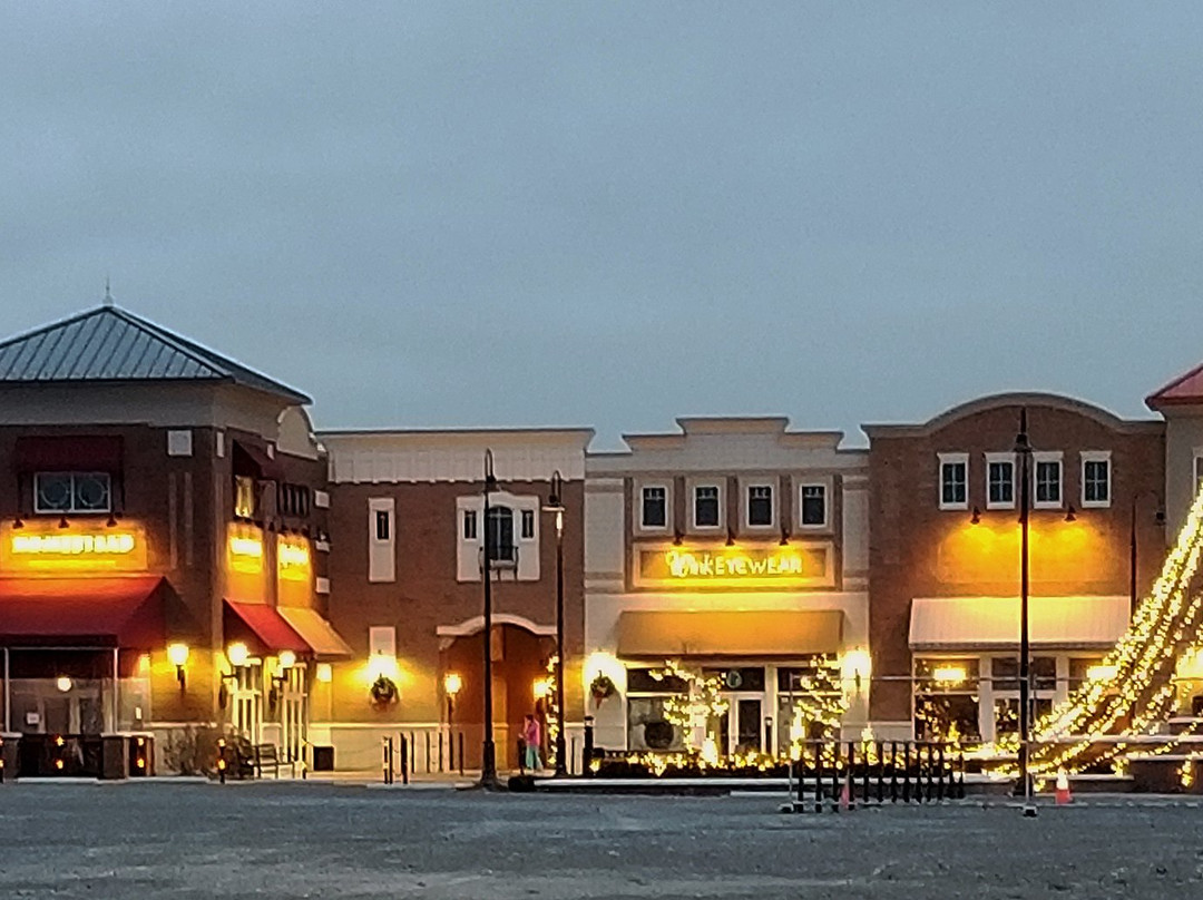 TownCenter at Firestone Farms-Columbiana必去景点