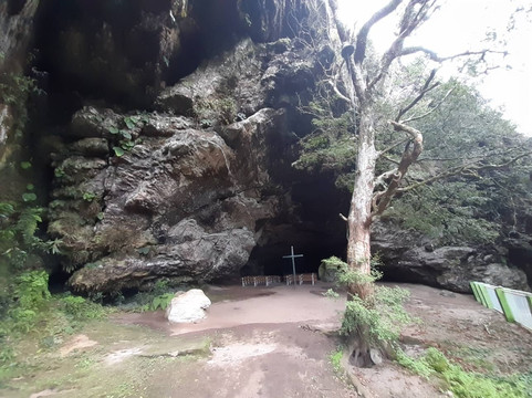 Gruta do Funil-Rio Preto必去景点