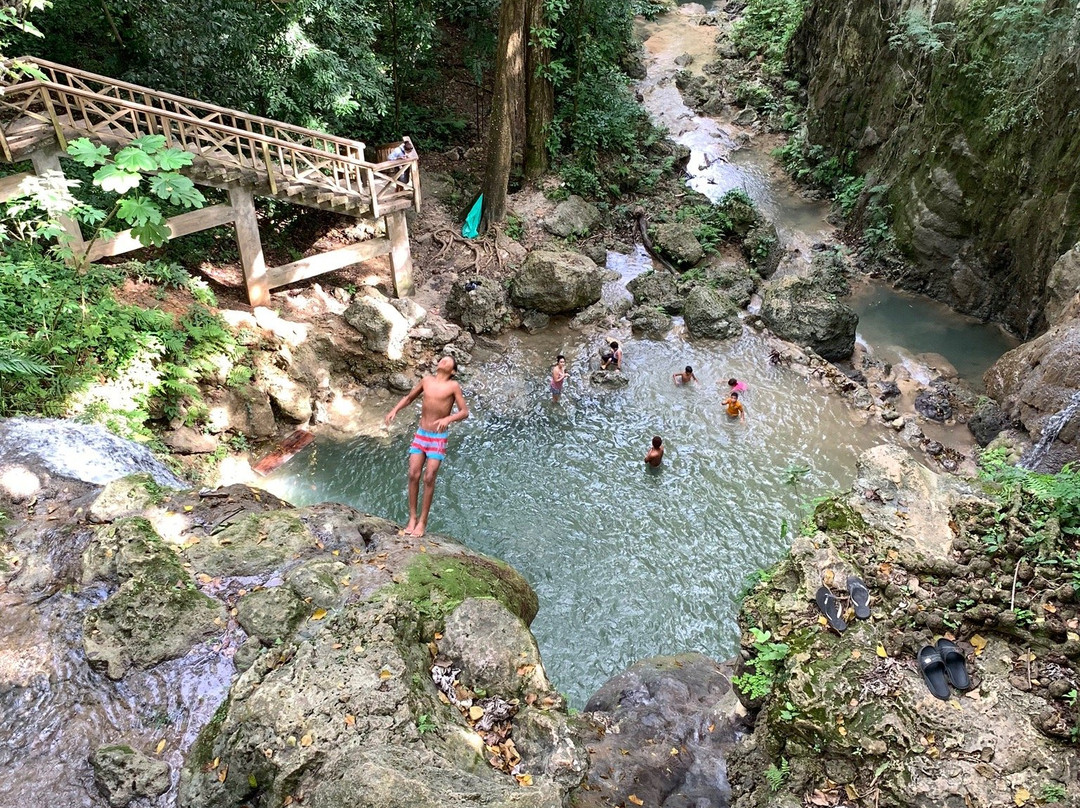 Monumento Natural El Saltadero-Cabrera必去景点