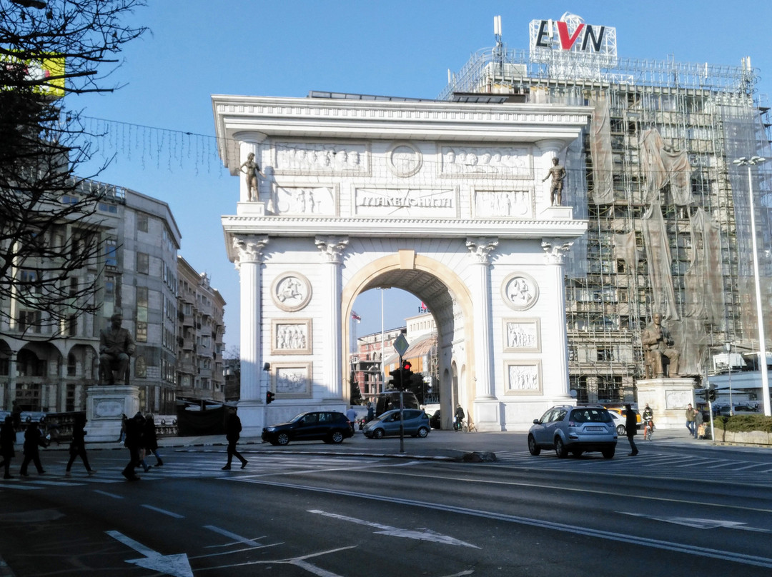 Porta Macedonia aka Gate Macedonia景点图片