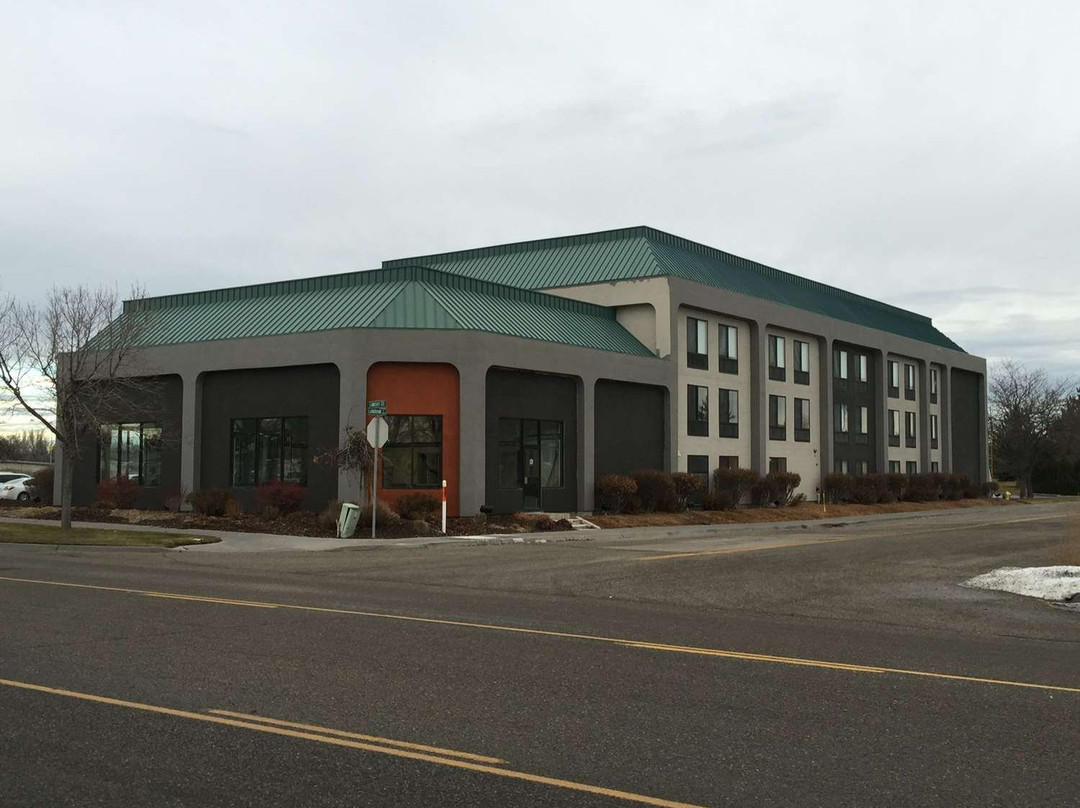 Best Western Plus CottonTree Inn主图