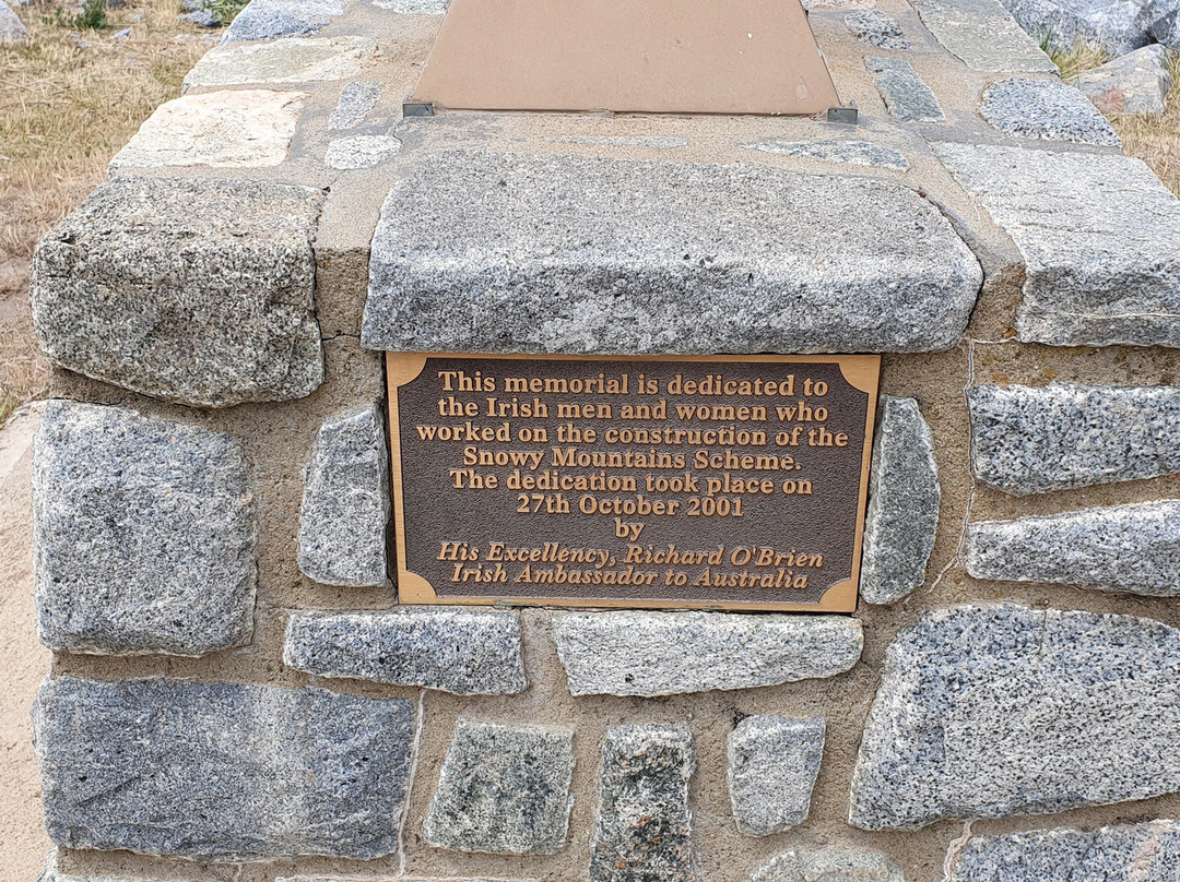 Sir Paul Edmund Strzelecki Monument-金德拜恩必去景点