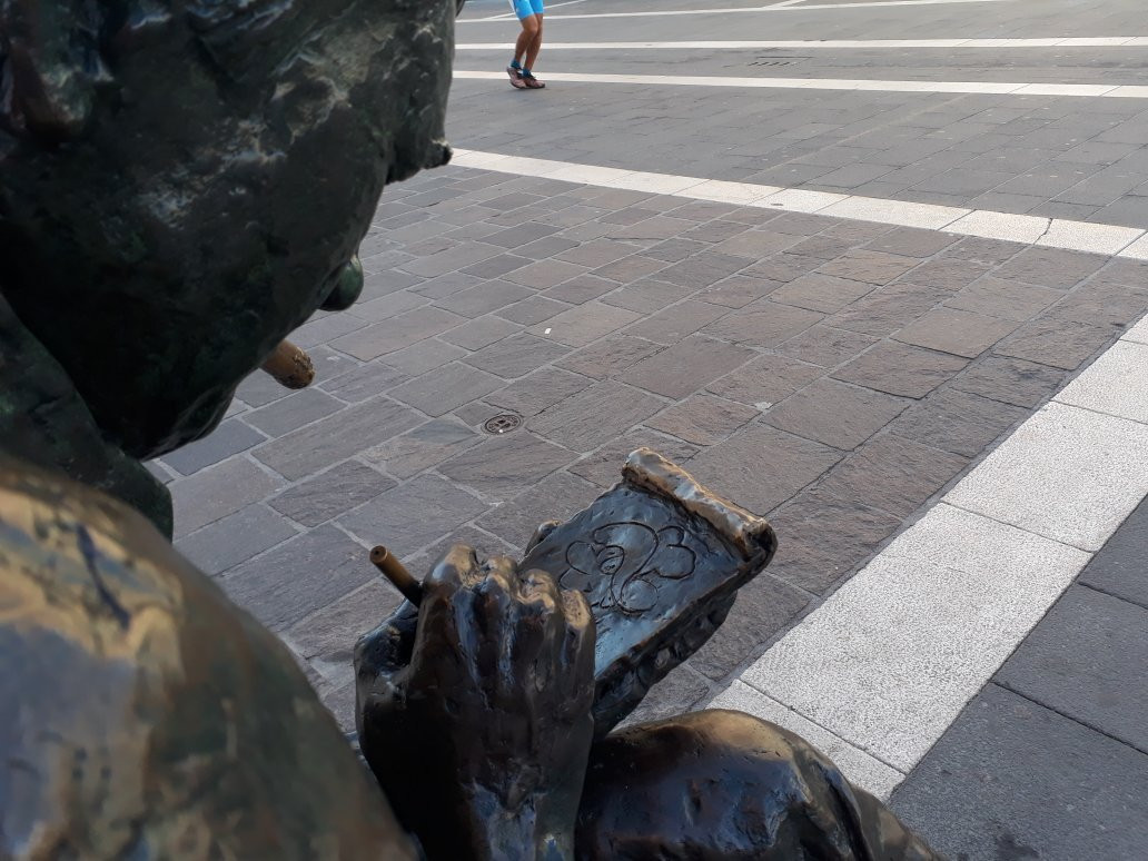 Statua di Benito Jacovitti景点图片