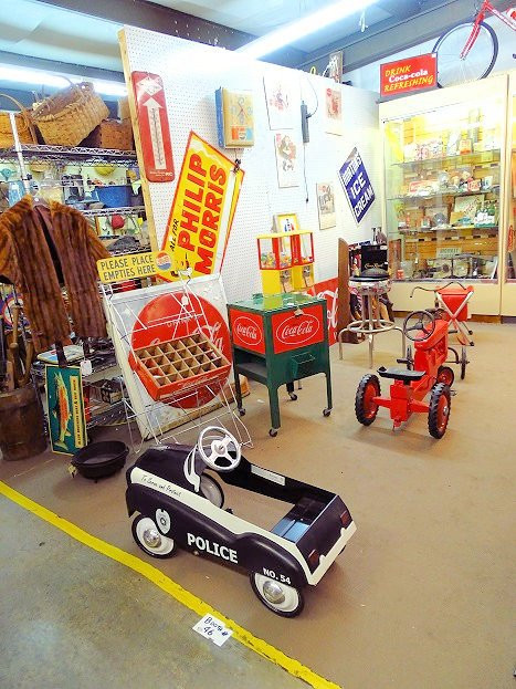 Memory Lane Antique Mall-塞维尔维尔必去景点