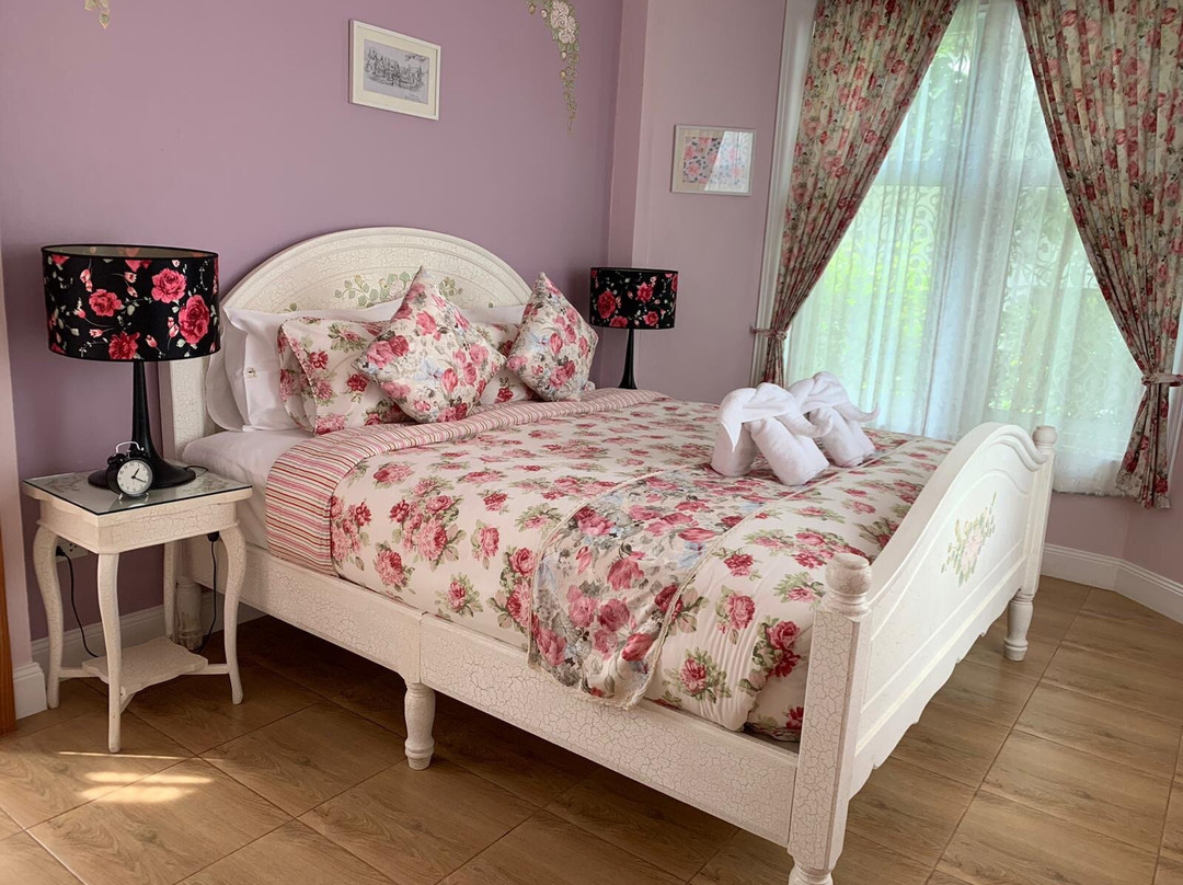 Hillsborough the English Country House主图
