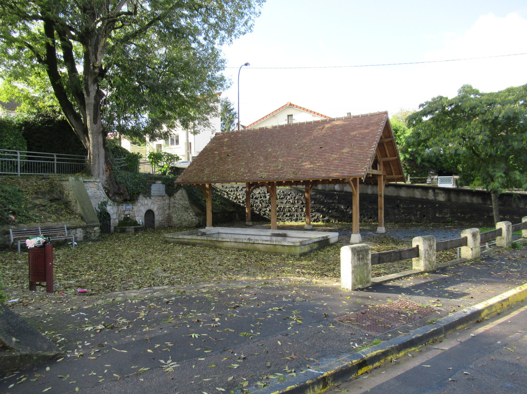 Lavoir de la Fontaine Lassault