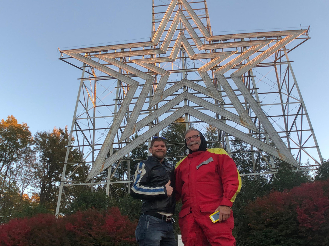 Nate Jennings-罗阿诺克必去景点