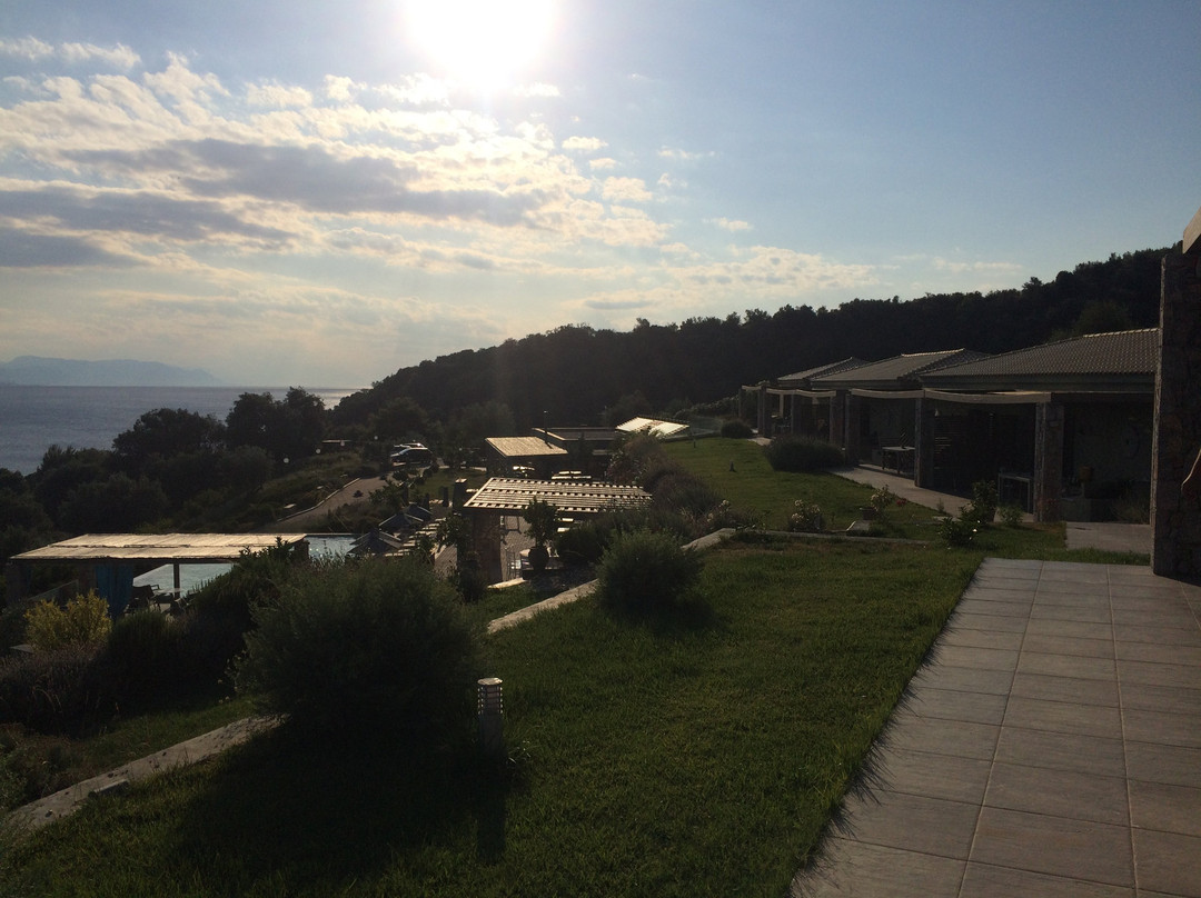 Elimnion Resort主图