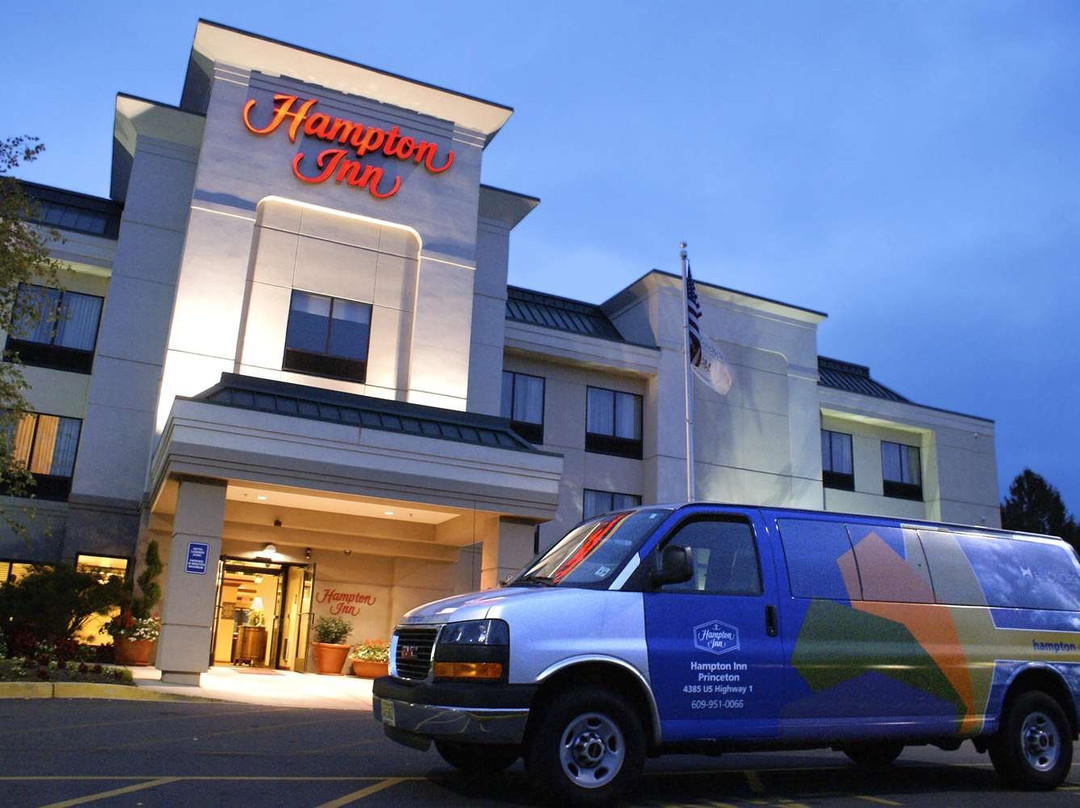 汉普顿普林斯顿酒店主图