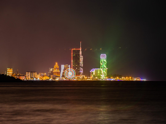 Dino Tours-巴统必去景点