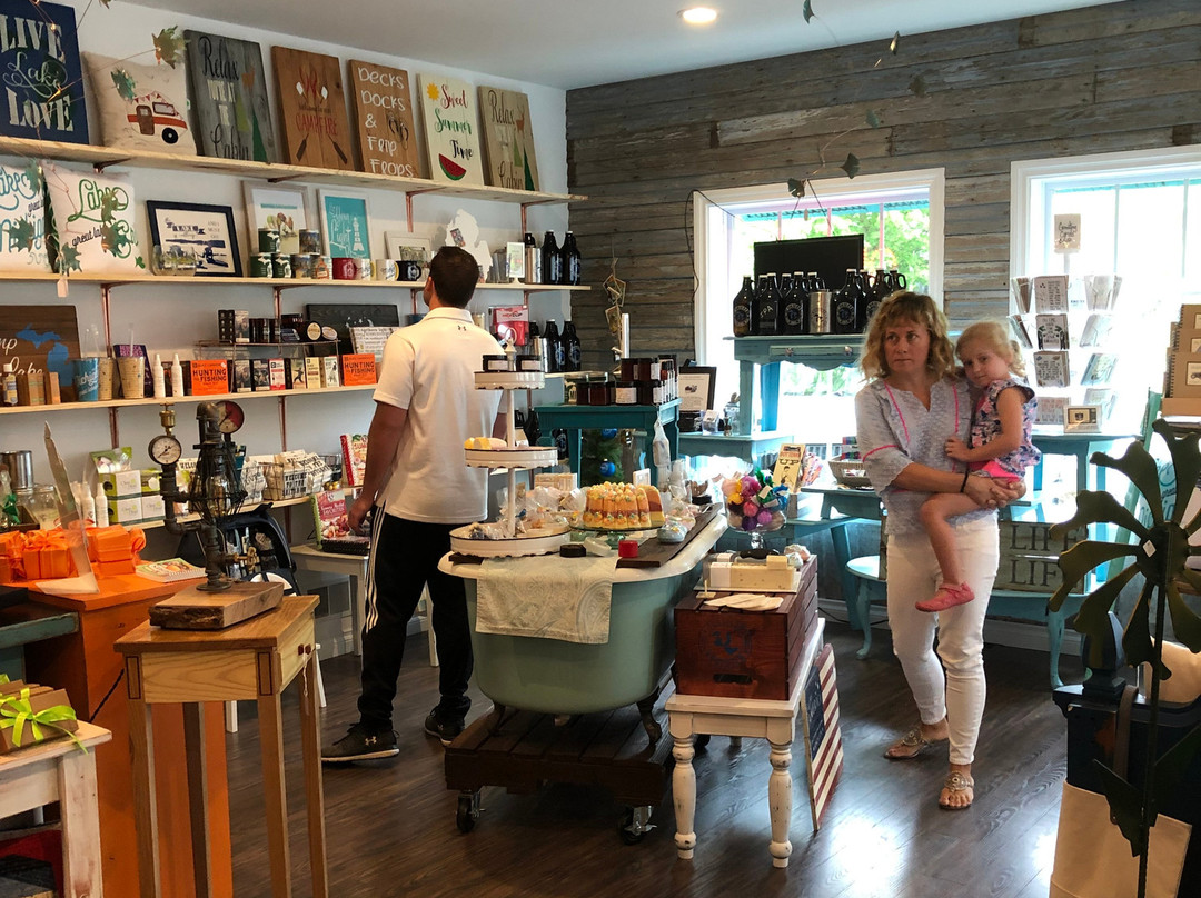 Michigan Gypsy Boutique-Manitou Beach必去景点