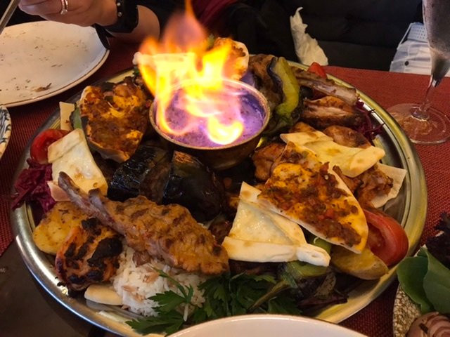 土耳其餐馆和美食-Vamos Estambul Cafe & Restaurant