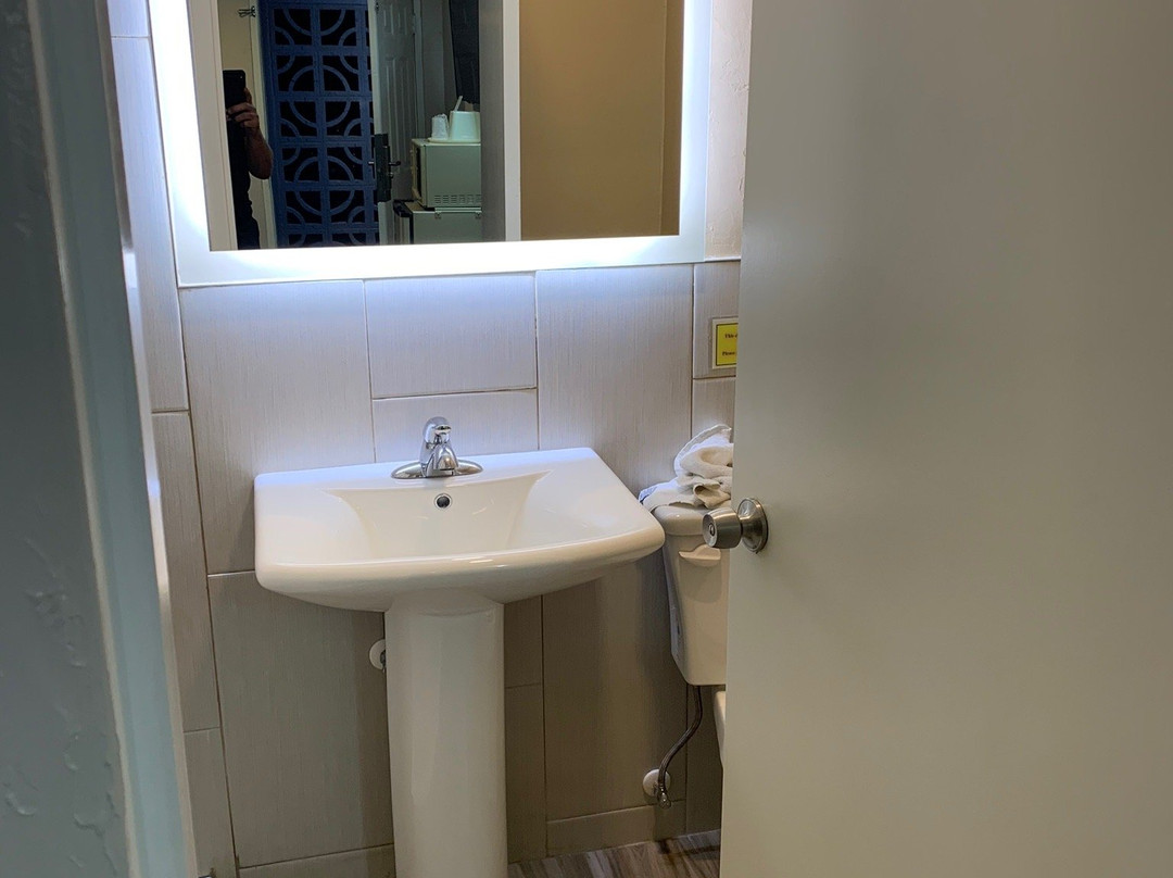 Century 21 Motel主图