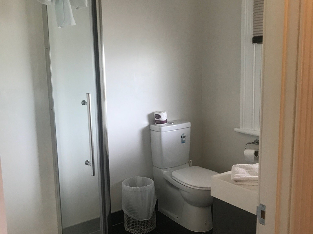 Deloraine Hotel主图