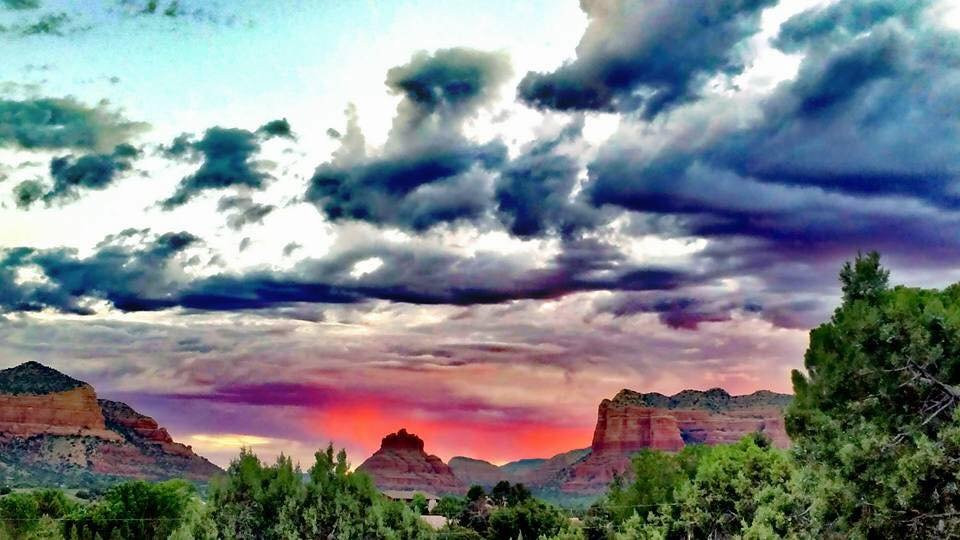 Santi Sacred Sedona Healing Arts景点图片