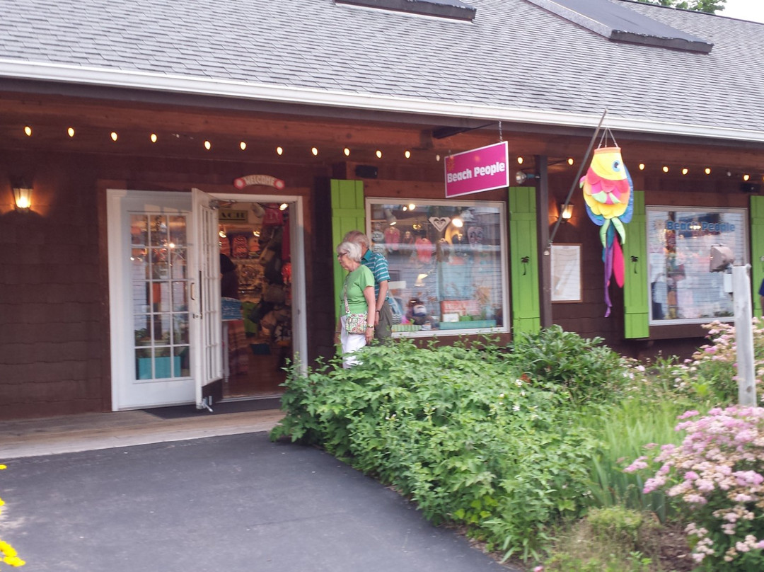 Beach People Fish Creek-Fish Creek必去景点