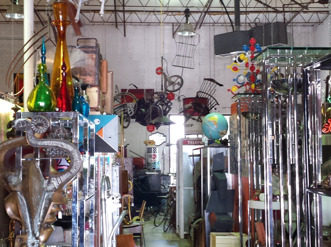 Antique Factory-Chamblee必去景点