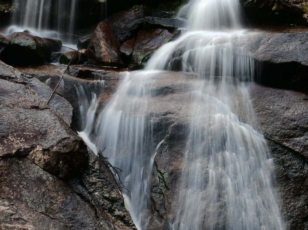 Georgiana Falls-林肯必去景点