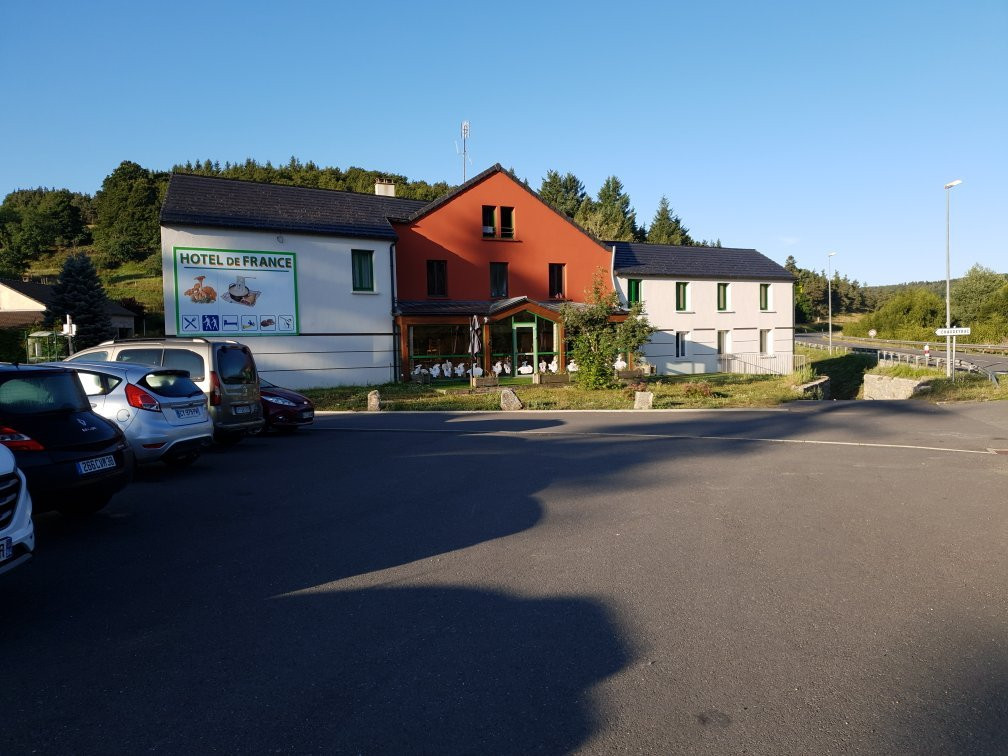 Hôtel de France Chaudeyrac主图