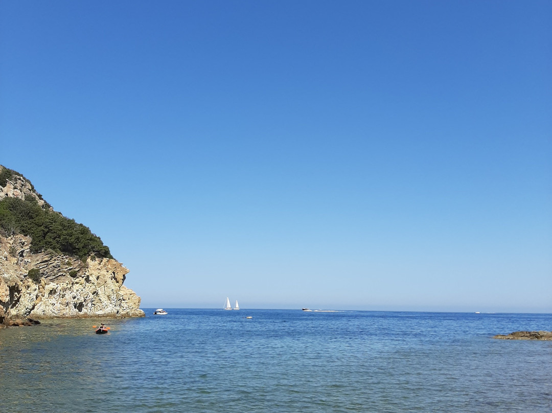 Spiaggia di Enfola景点图片