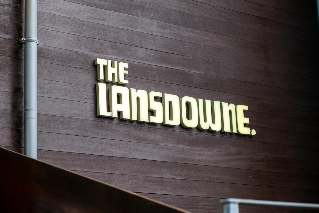 The Lansdowne Hotel主图