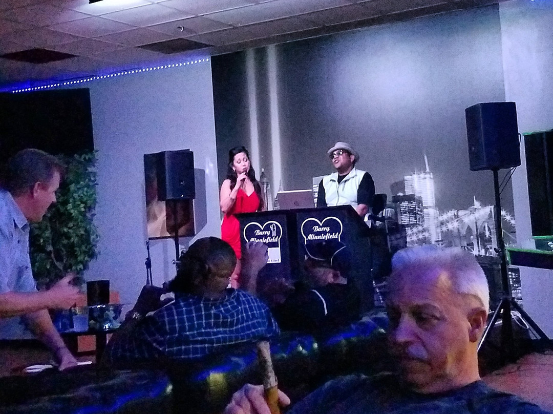 Viva Cigar Lounge-兰乔米拉必去景点