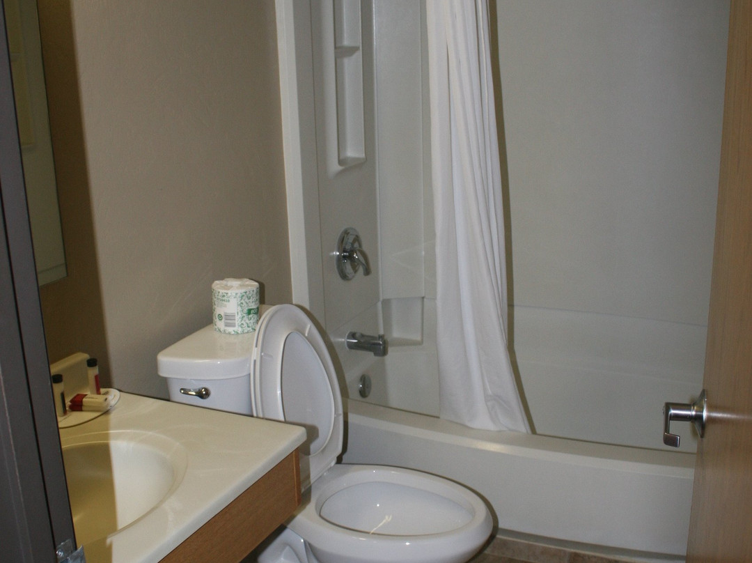 艾伦斯堡速8酒店主图