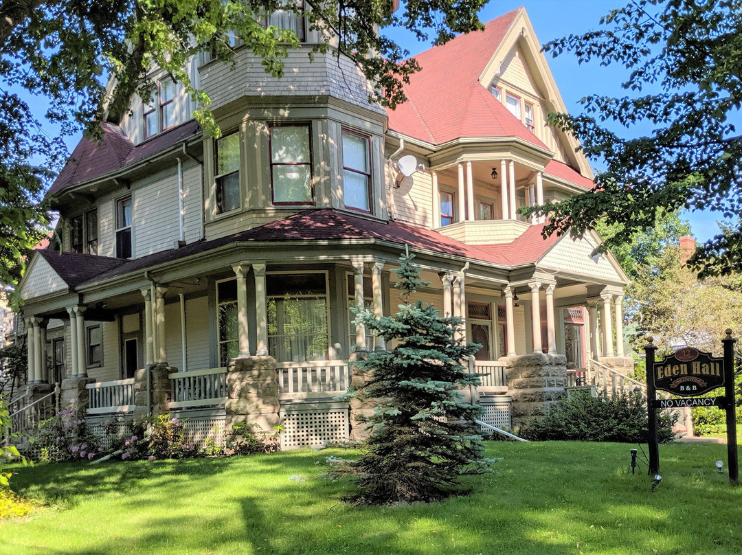 The Eden Hall Inn主图