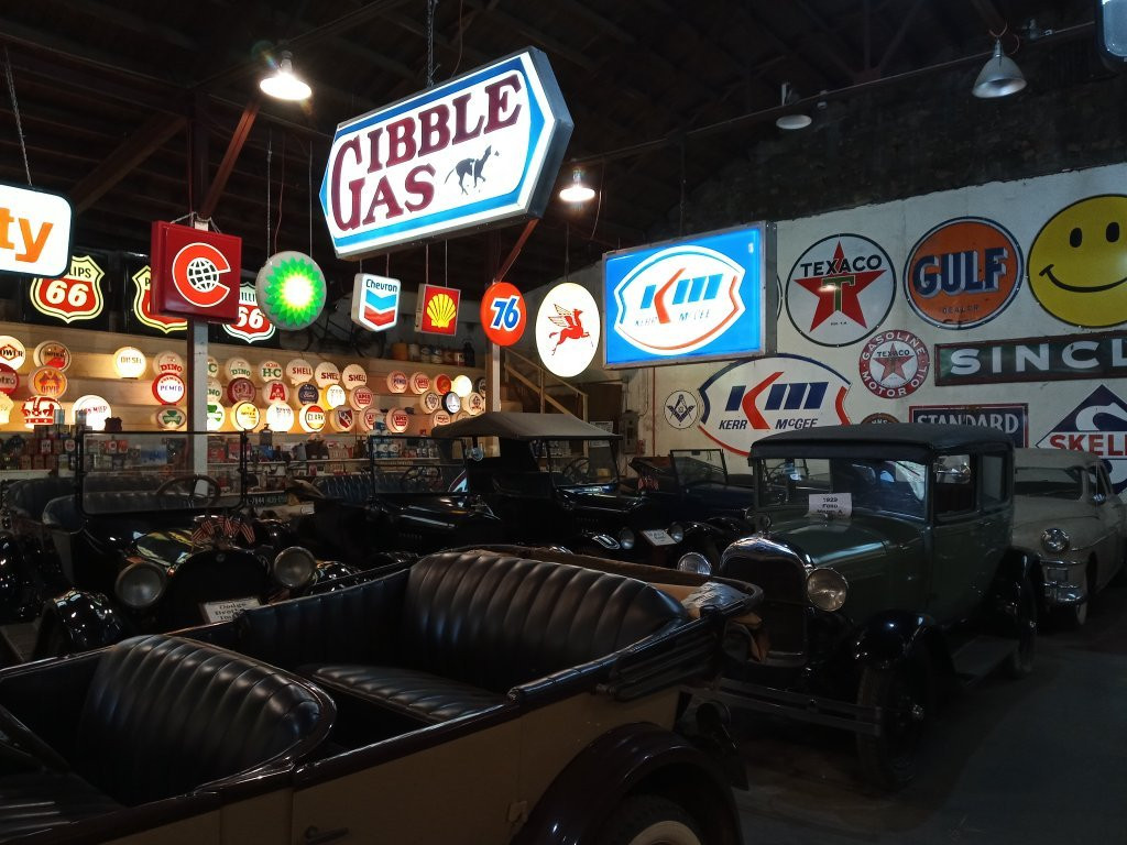 Mike Fuller Auto and Gas Museum-Inola必去景点
