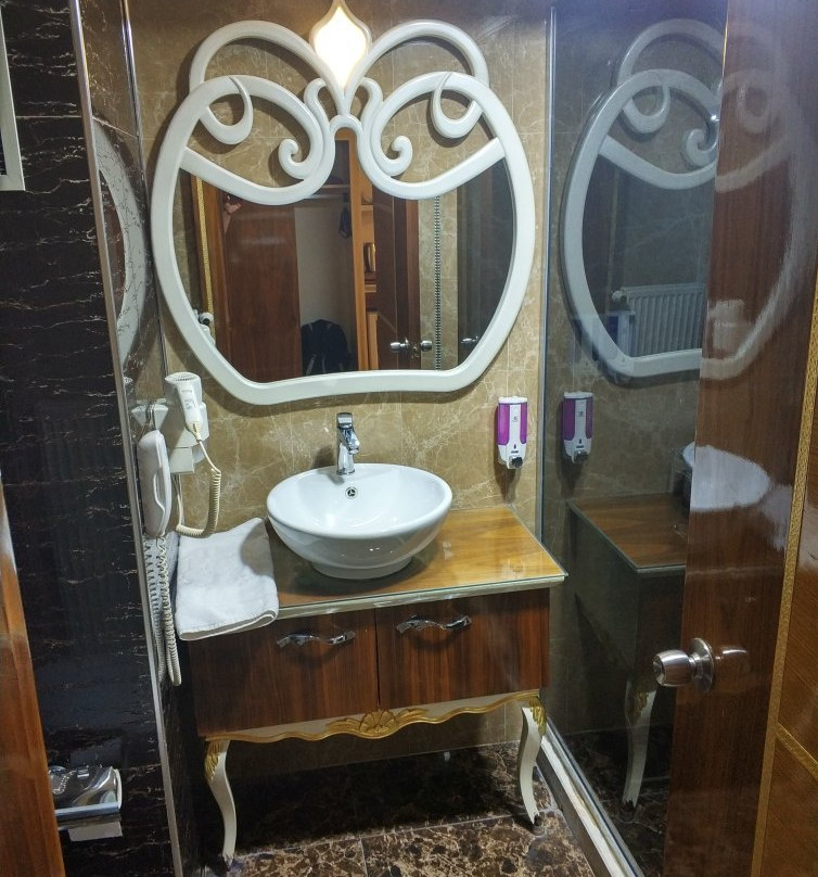 Basmacioglu S-Class Hotel主图