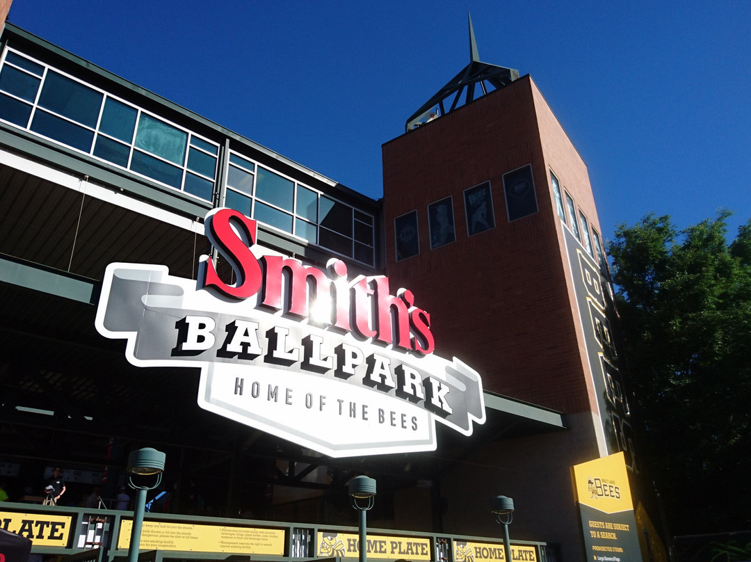 Smith's Ballpark景点图片