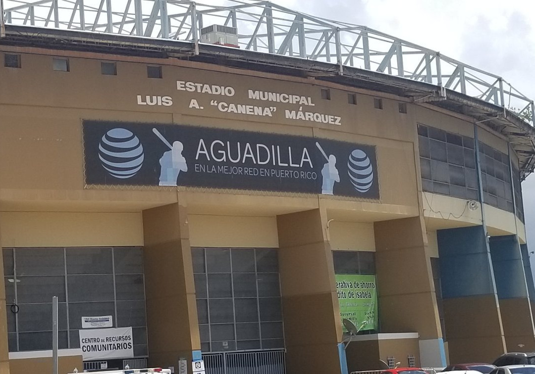Luis A. Canena Marquez Stadium景点图片