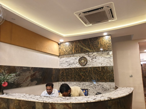 印多尔索纳什普莱奥特尔酒店主图