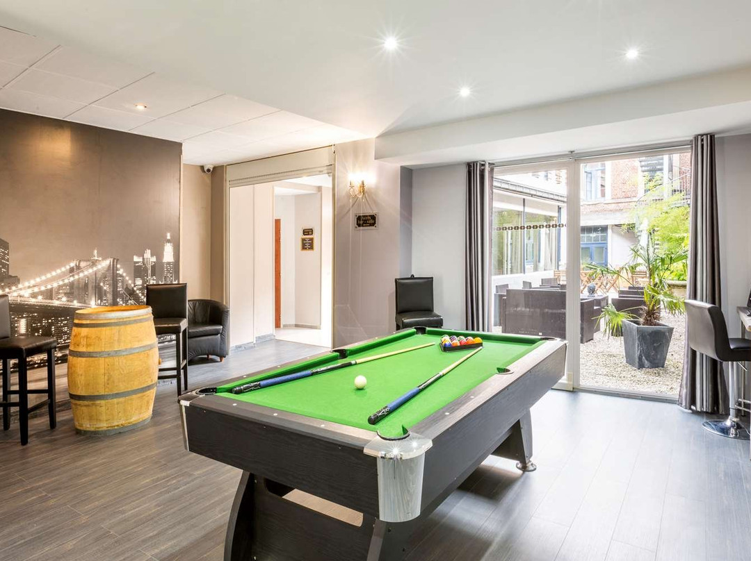 Comfort Hotel Le Saint Claude -Peronne Centre主图