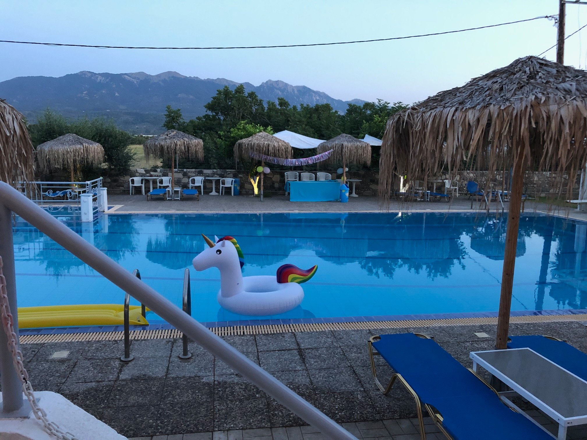 Blue Nest Kos-泳池