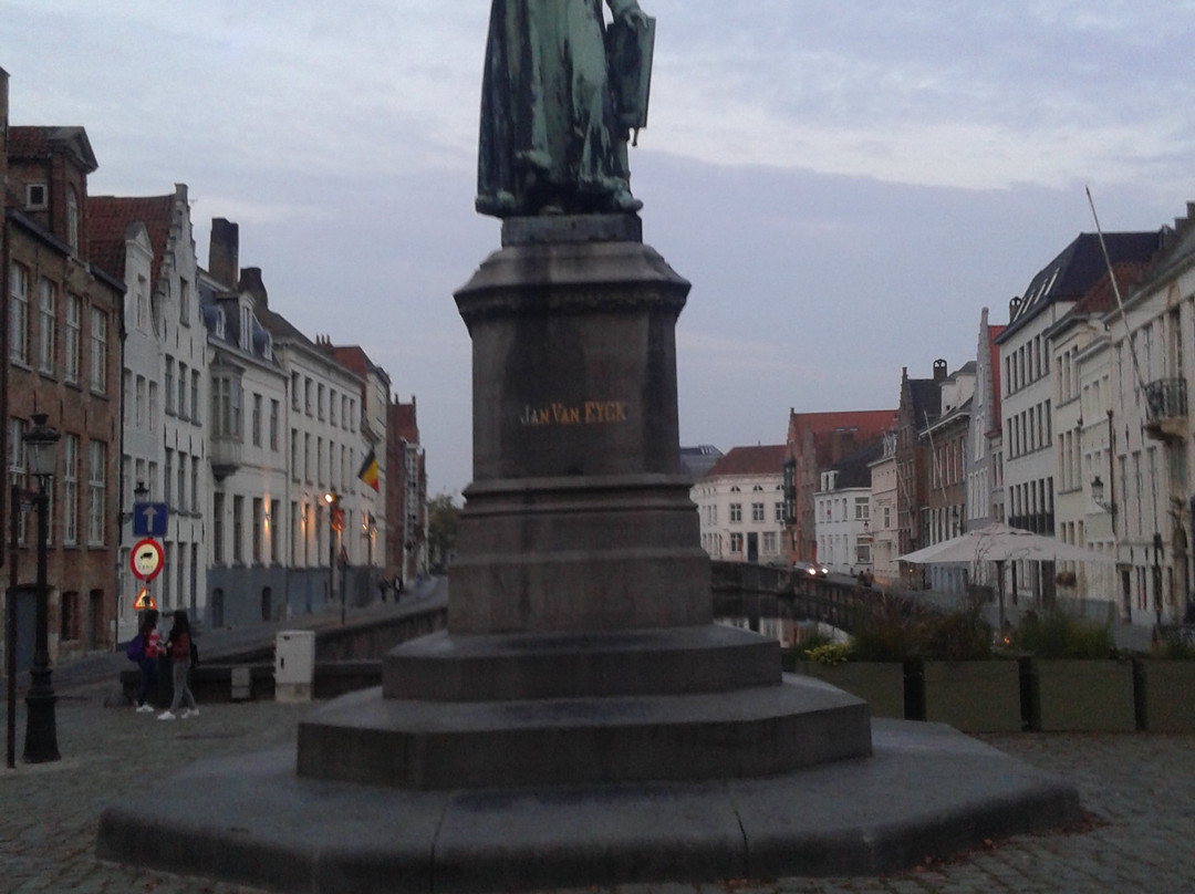 Jan Van Eyckplein-布鲁日必去景点