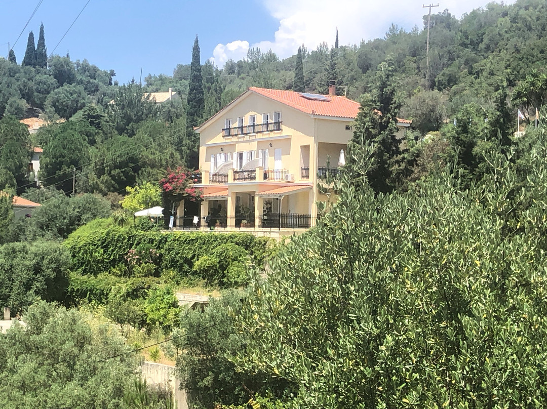 Odyssey Apartments主图