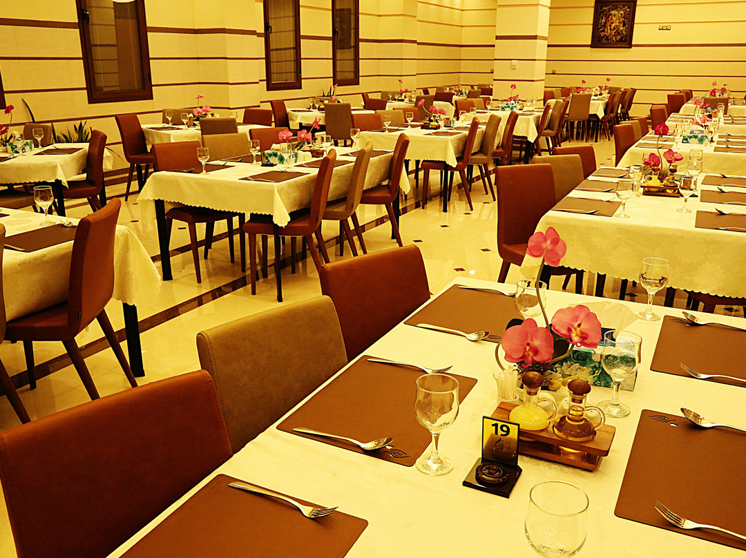 Hotel Ghasr Jahan主图